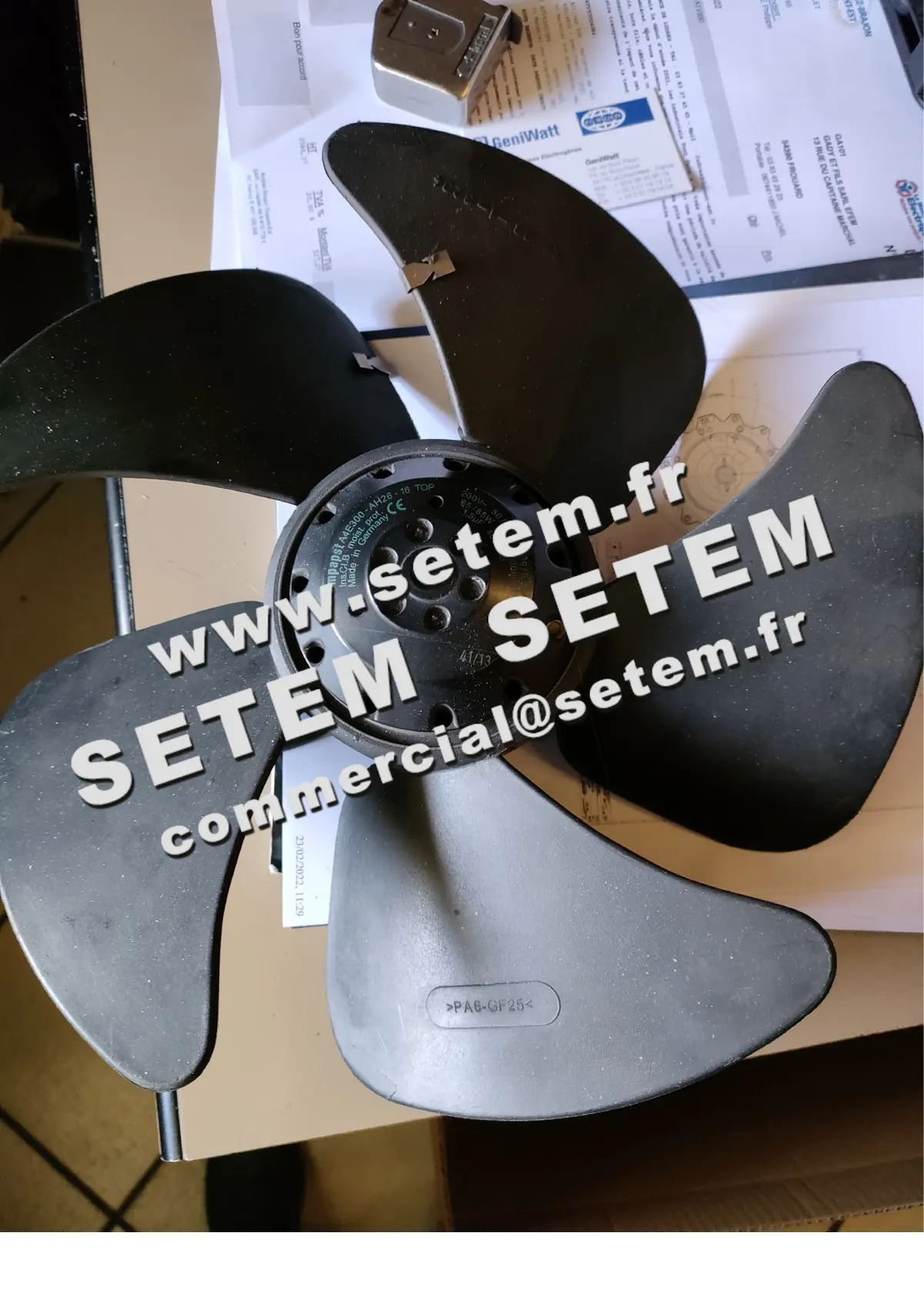 0004105874-MOTOHELICE EBMPAPST A4E300.AH26.16 2