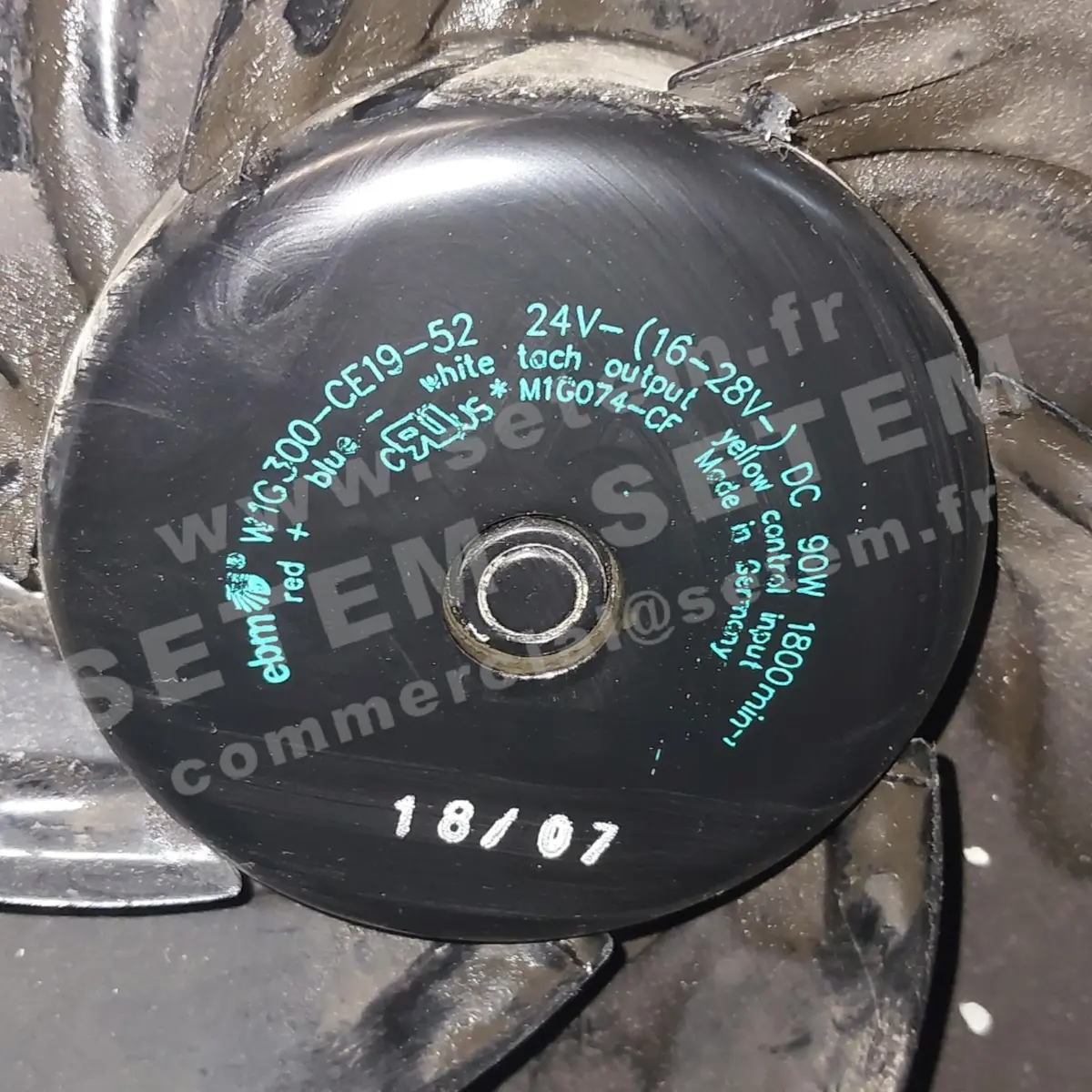 0004203885-VENTILATEUR EBM W1G300-CE19-52