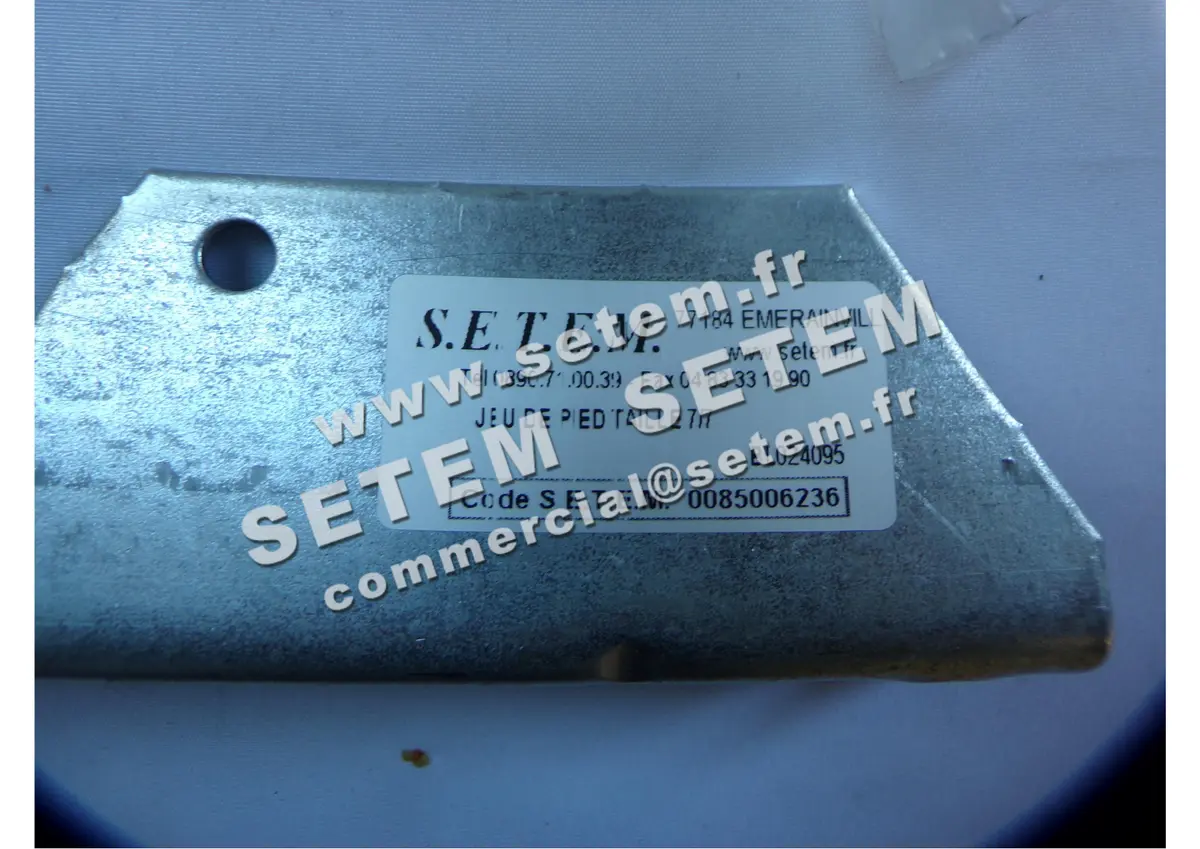 0085006236-JEU DE PIEDS AREM TAILLE 7/7 *BL024095* 2