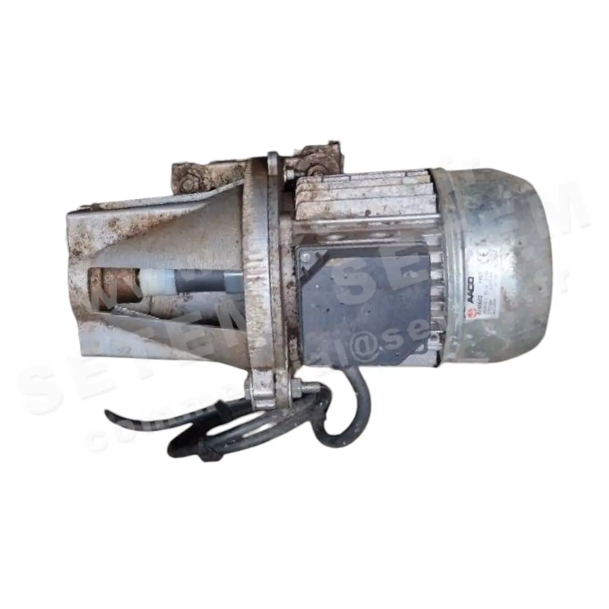 0115000110-MOTEUR AACO 110T *8750002*