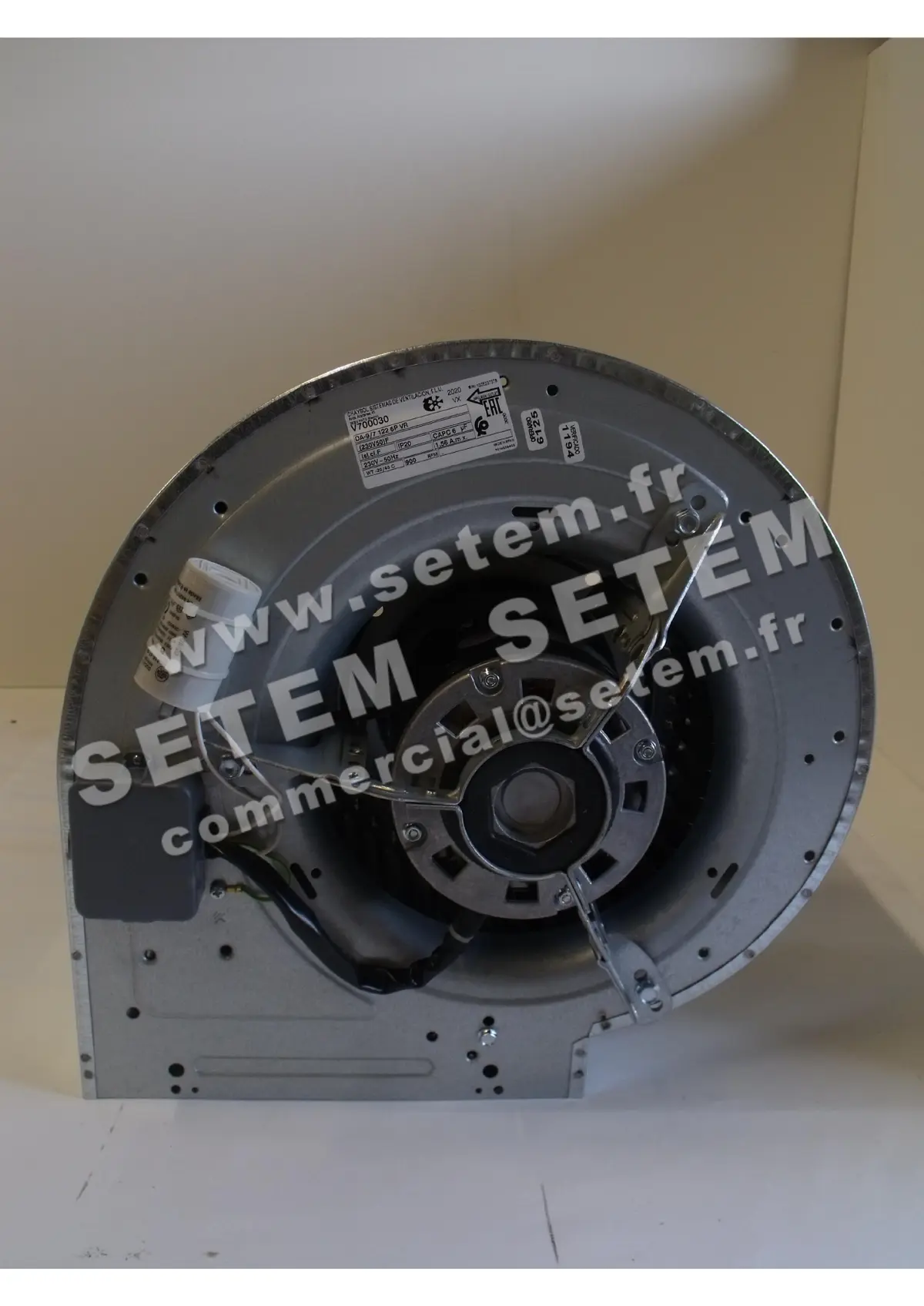 0749002017-VENTILATEUR CHAYSOL DA9/7CM 122W 6P M230V 1V VR *V700030*