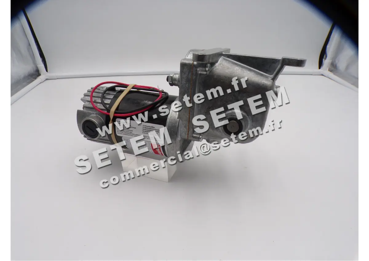 1206007859-MOTOREDUCTEUR DAYTON 1LRB3 2