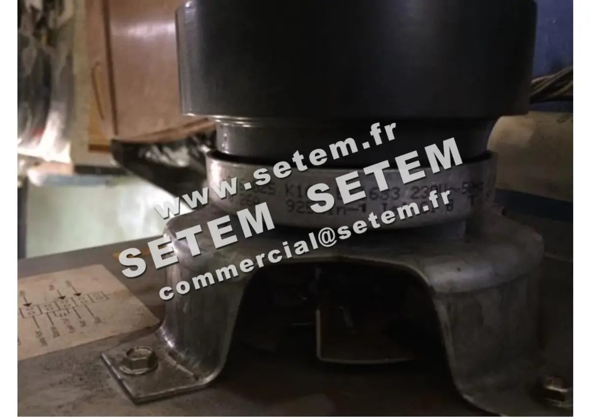 1547001026-MOTEUR EMC MV4C-316/025 *K165B-1633*