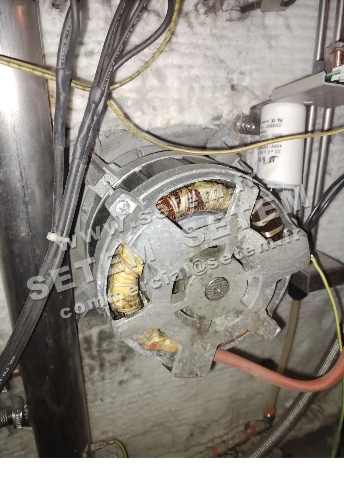 1828000050-MOTEUR FIR 3036A2350