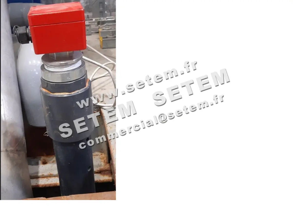 3614009625-TRANSMETTEUR DE NIVEAU KUBLER MAGNETIQUE AEV2-VK-L1700-SV