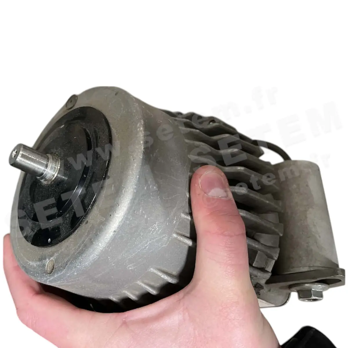 5167000041-MOTEUR PROFROID HE22P/T 0.065KW 6P M230V *303414* 2