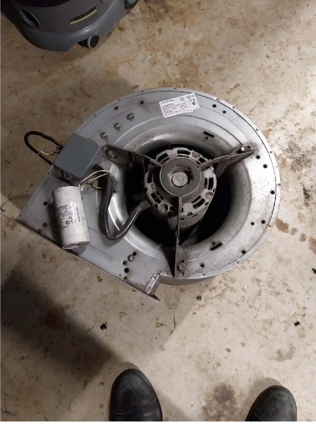 6194001323-VENTILATEUR S&P CBM/4.240/240 550W 4P M230V 2V +BR *5128929200*